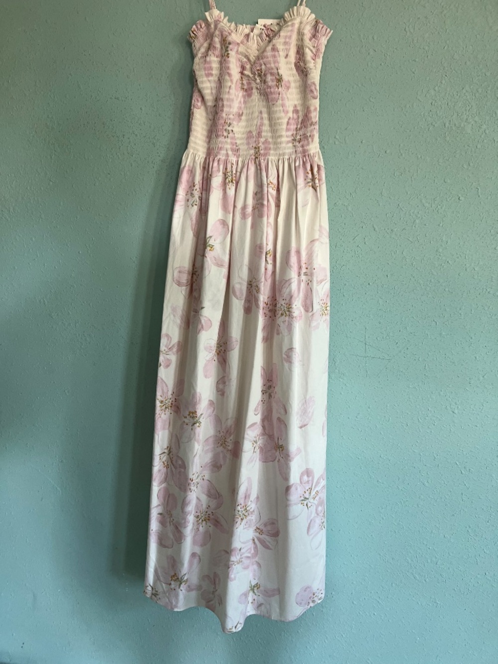 Dress - Picture 2 of 3